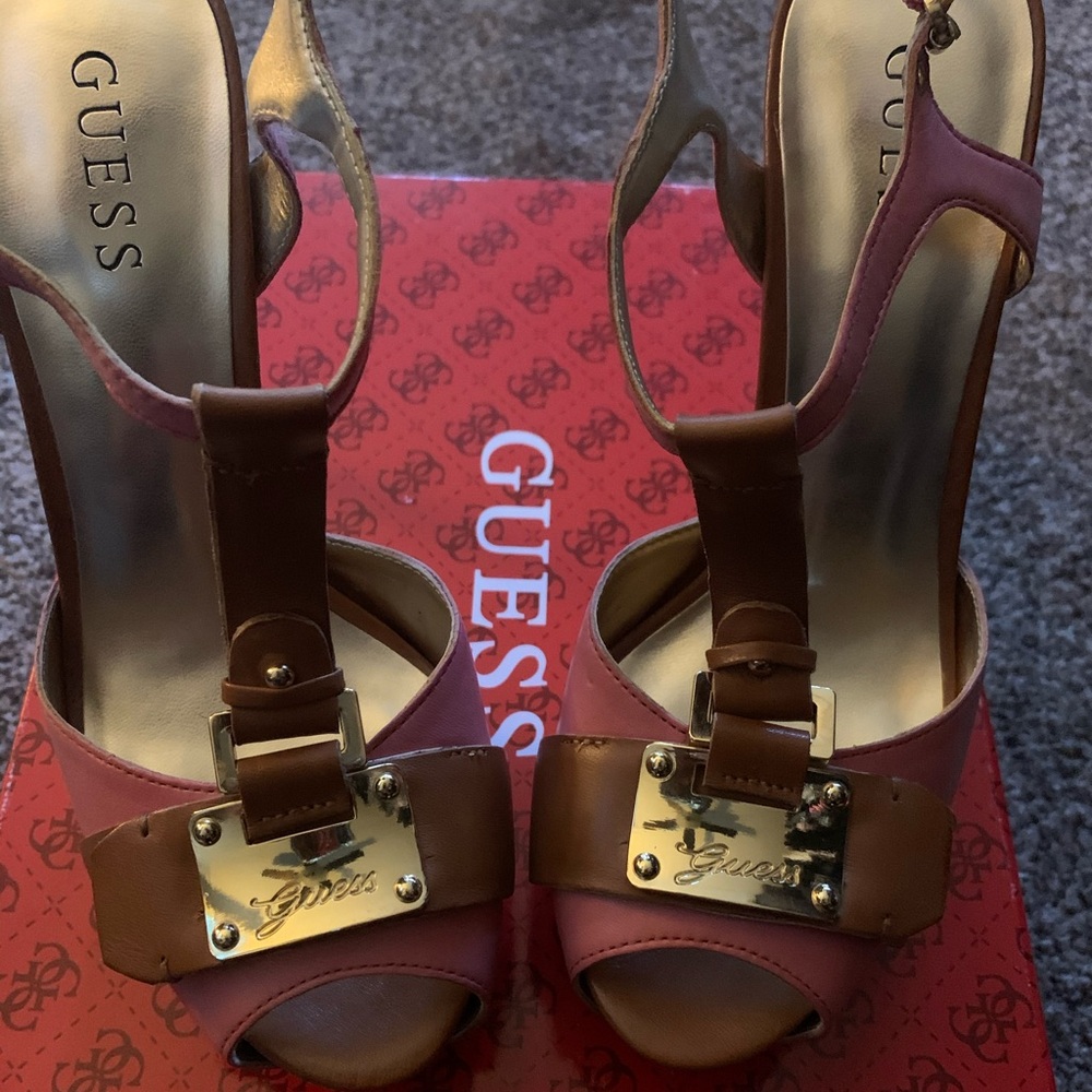 NEW-Women’s Guess high heels